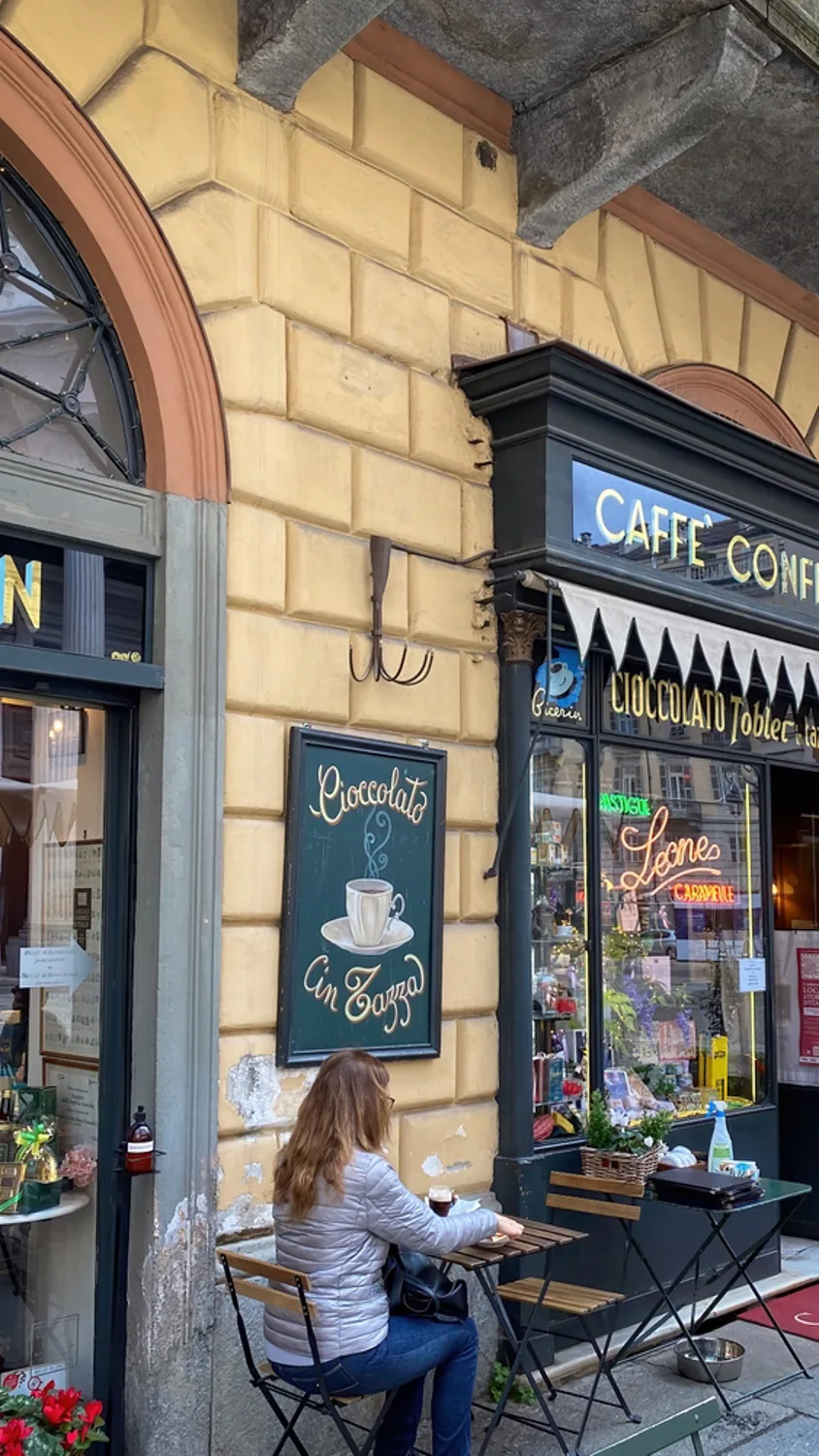 Genussvolles Turin: Walking-Food-Tour mit Verkostungen — foto 5
