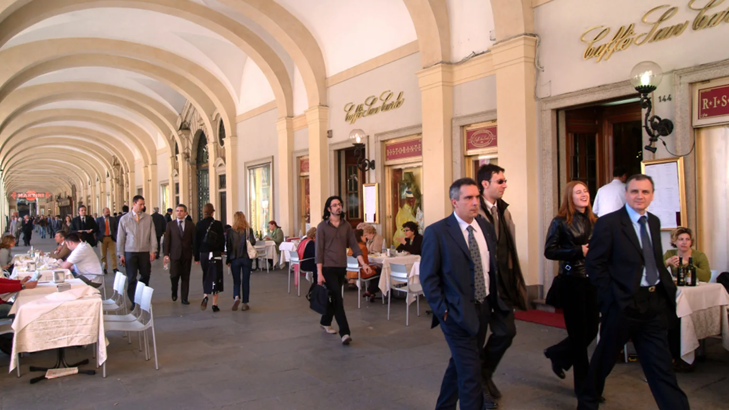 Turin zu Fuß: Geführte Tour zwischen Geschichte, Kunst und Aromen — foto 5