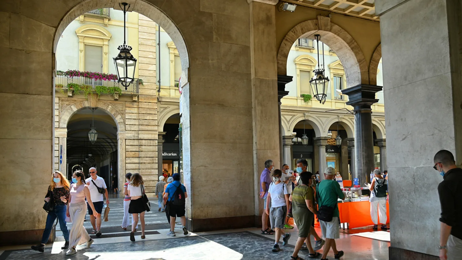 Turin zu Fuß: Geführte Tour zwischen Geschichte, Kunst und Aromen — foto 3